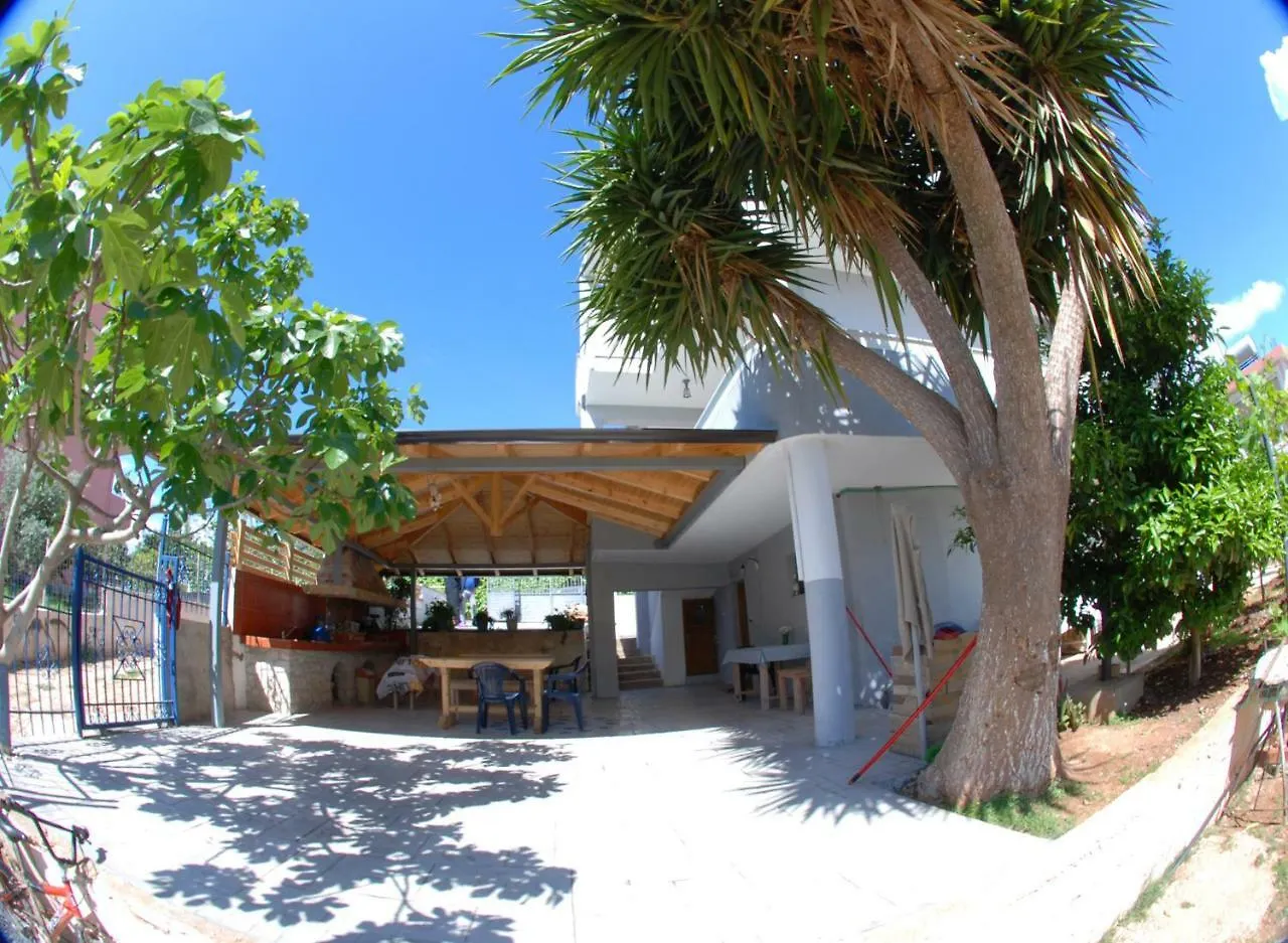Vila Enea Ksamil